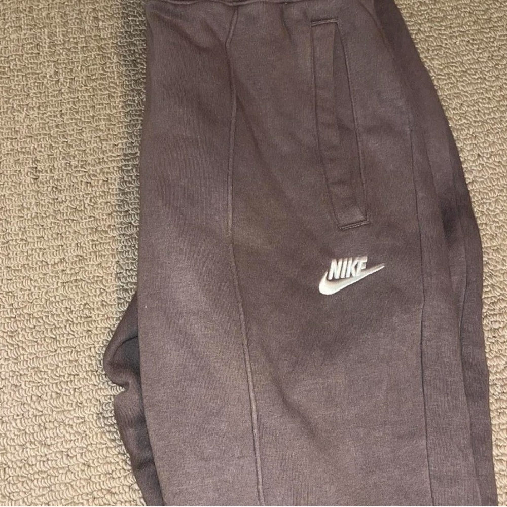 Nike Taupe Fleece Sweatpants